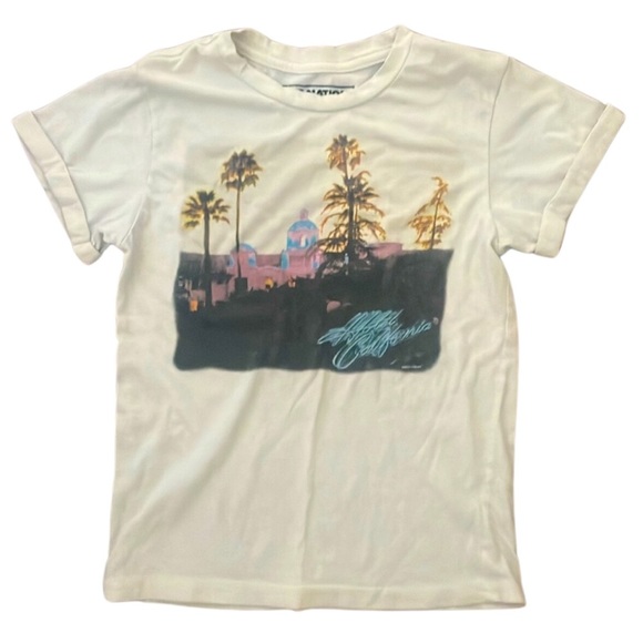 Live Nation Other - 🎸EAGLES “Hotel California “VINTAGE STYLE graphic T by LIVE NATION 🎸